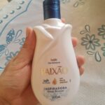 Resenha hidratante Paixão Inspiradora Rosas Brancas