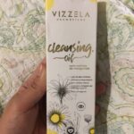 Resenha Cleansing Oil da Vizzela com extrato de margarida